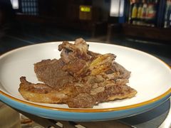 -明洞阿姨·韩式酱蟹烤肉·创意料理(三元桥店)