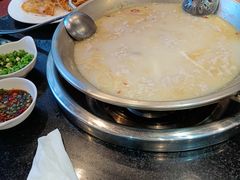 -老来福·非遗酸汤兔(凯旋路店)