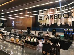 -星巴克臻选(上海虹桥新天地三店)