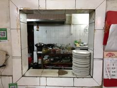 -容里煲仔饭(利丰北路店)