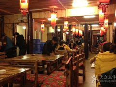 05-小锅巴纳西餐厅