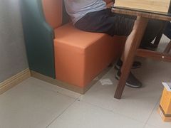 -壹阁胡羊焖饼(特色小吃街店)