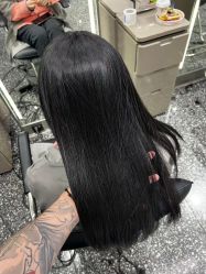 -Tloml salon