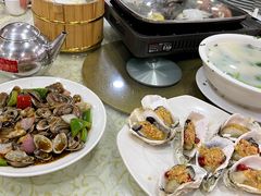 -鹏城人家海鲜酒家·23年老字号(较场尾店)