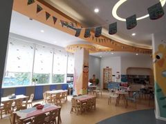 -戊辰亲子游泳俱乐部