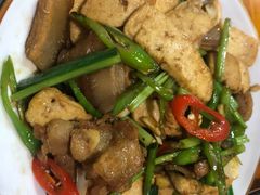 -九道菜有鸡鱼头(石鼓路店)