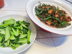 -阿瓦山寨·湘菜现炒·剁椒鱼头王(咸阳总店)