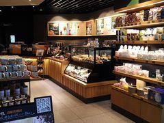 面包甜点陈列柜-星巴克(成都机场T2店)