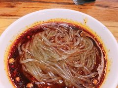 万记特色酸辣粉-万记麻辣烫国展总店