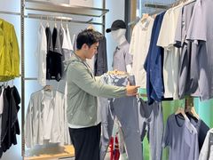 -新天地购物公园(亚泰大街店)
