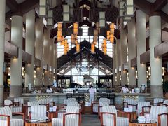 -亚龙湾喜来登·美景台大堂吧