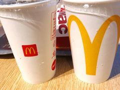 -麦当劳(展览路店)