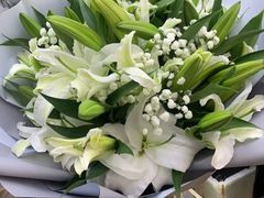 -亭亭鲜花店(中山北路店)