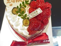-花花卷卷·鲜食蛋糕(静安久光百货店)