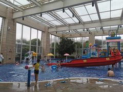 -三岔湖环球融创天堂洲际酒店水乐园