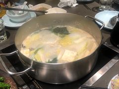 -捞王锅物料理(上海世茂广场店)