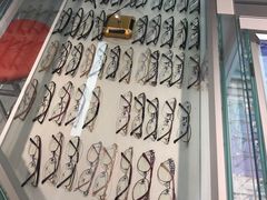 -三叶眼镜城(青云路店)