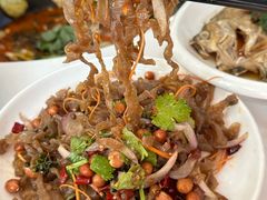 -丹水桥地锅鱼·翘嘴鲌·地方特色全鱼宴(丹江口大坝店)