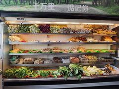 -万记麻辣烫国展总店