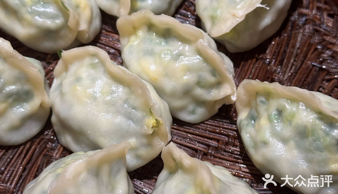 家乡的味道，一碗故事一碗面一笼蒸饺🥟
