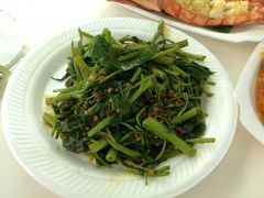 -纽顿熟食中心