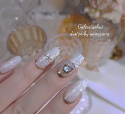 -ZX·美睫设计师汇聚店