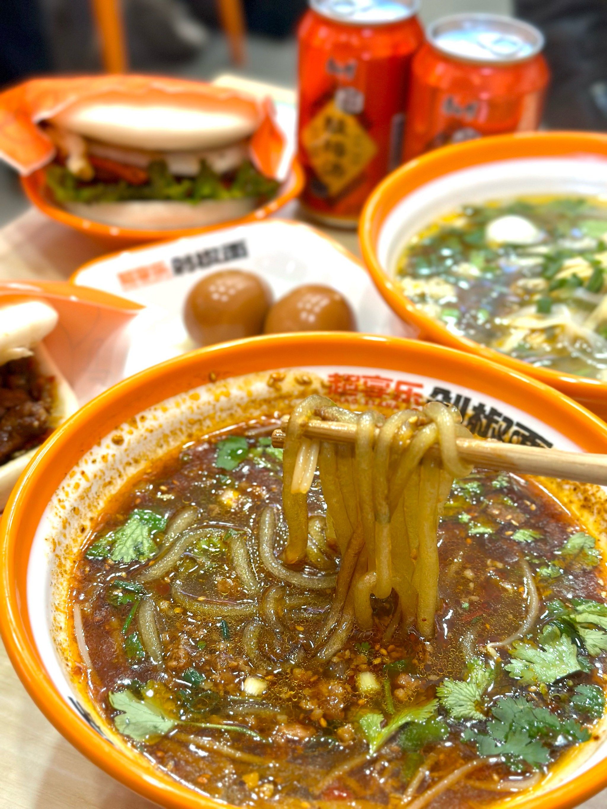 正宗酸辣粉!夹馍不夹肉算啥!