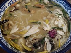 -香麒园·过桥米线·南湖雅宴
