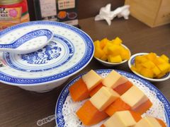 -广信牛奶甜品世家(台东店)