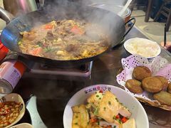-富正毅三下锅·湘西韵味(天门山索道店)
