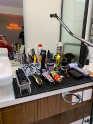 -理昂男士理发店 Barber shop