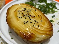 -小董哥烤串·爆汁大油边(故宫店)