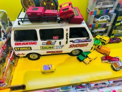 -16TOYS中古玩具铺(崇文门店)