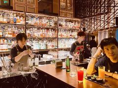 -FLAIR顶层餐厅酒吧(浦东丽思卡尔顿酒店)