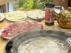 -濠轩阁特色生蚝火锅(水湾路店)