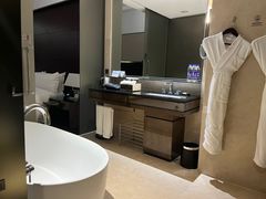 -广州天河希尔顿酒店