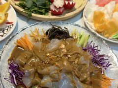 -哈尔滨烧烤·山河村铁锅炖(交大店)