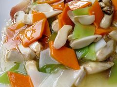 松茸-福照楼汽锅鸡·云南菜(护国路店)