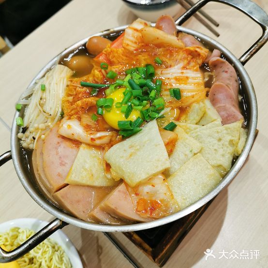 东莞市虎门壹月餐饮店