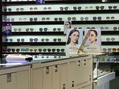 -简·爱眼镜(赛隆眼镜广场店)