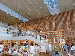 -朵云书院(滴水湖店)