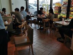 大堂-肯德基(金爵万象店)