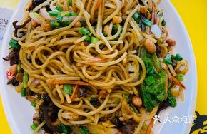 Preserved Meat Stir-fried with Luosifen Noodles