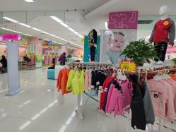 -孩子王(铁西万达店)