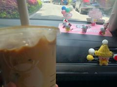 -瑞幸咖啡(临海市银泰城店)