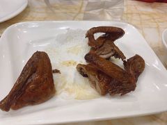 脆皮乳鸽-顺风海鲜港(金玉兰店)