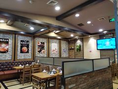大堂-喇喇排骨火锅·传统韩式脊骨汤(望京西园总店)