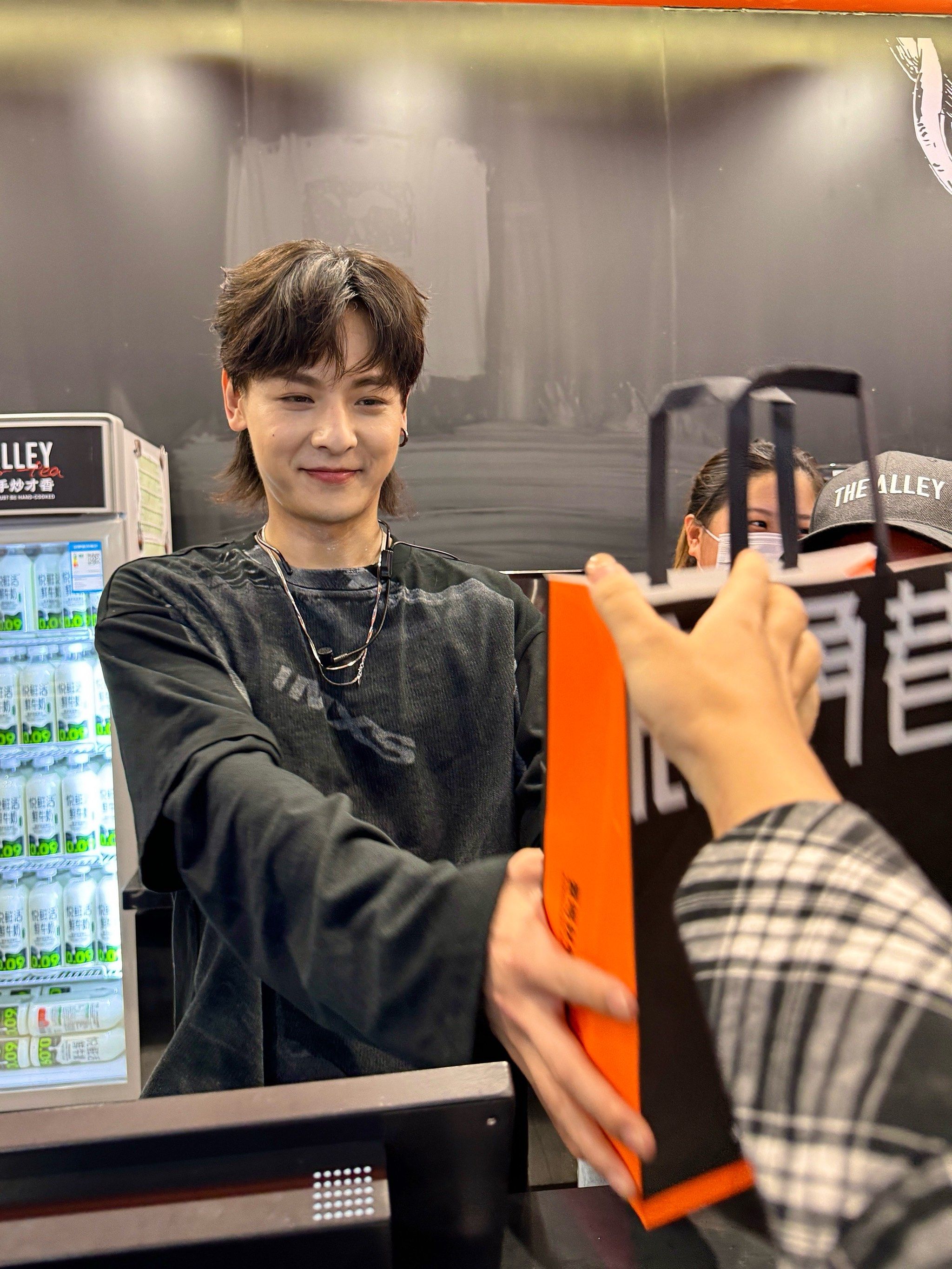 n这是什么运气啊🍀居然在国贸看见白澍
看过少年白马的萧若风