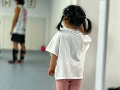 -EFL巴西柔术·综合格斗·泰拳·少儿体能训练(虹桥德必馆)