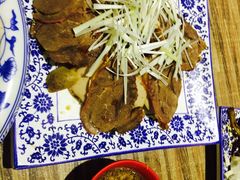 酱牛四样-赵记煎饼卷大葱(东岳店)